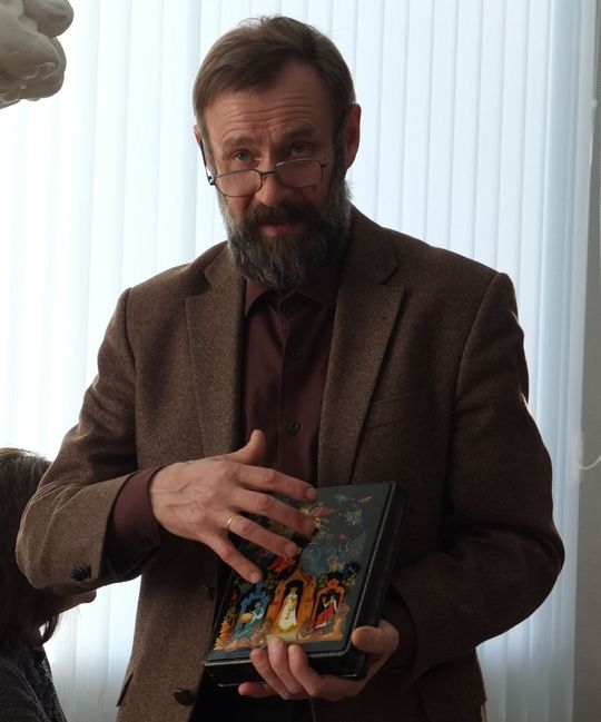 преподаватель Палехского художественного училища им. М. Горького - Арапов А.В.