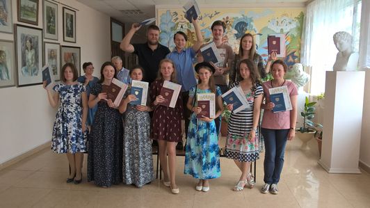 В добрый путь, дорогие выпускники!