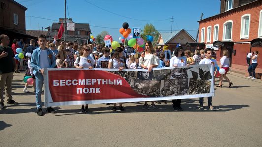 Студенты Палехского художественного училища им. М. Горького в составе волонтерских бригад